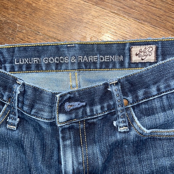 ABSOLUTELY FABULOUS Gold sign blue jeans. - Picture 2 of 4